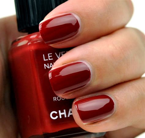 Chanel Rouge Fatal Le Vernis Review, Photos, Swatches